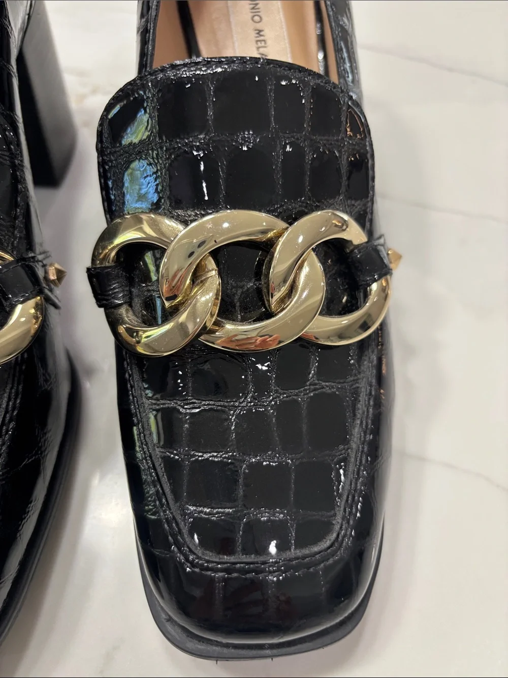 ANTONIO MELANI sleek patent